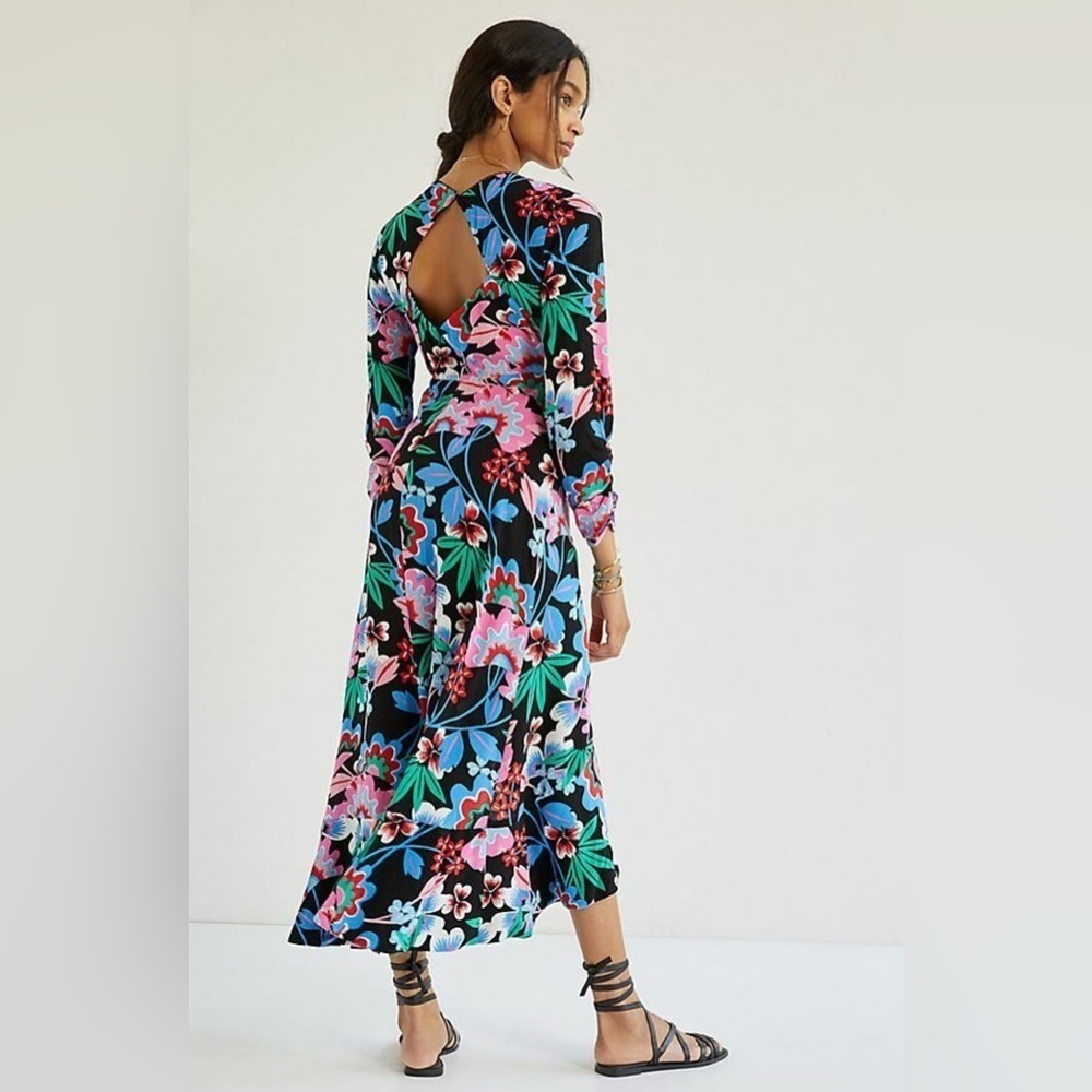 Maeve Vibrant Rouched Floral Backless Dress - Picture 2 of 15
